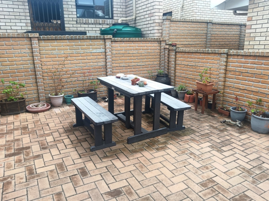 2 Bedroom Property for Sale in Tergniet Western Cape